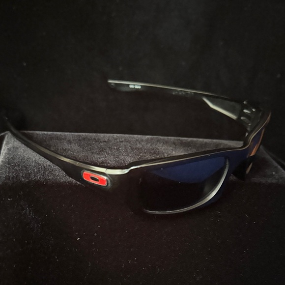 OAKLEY (4+1) Squared Black Sunglasses 24-191 54-19 w/ Case